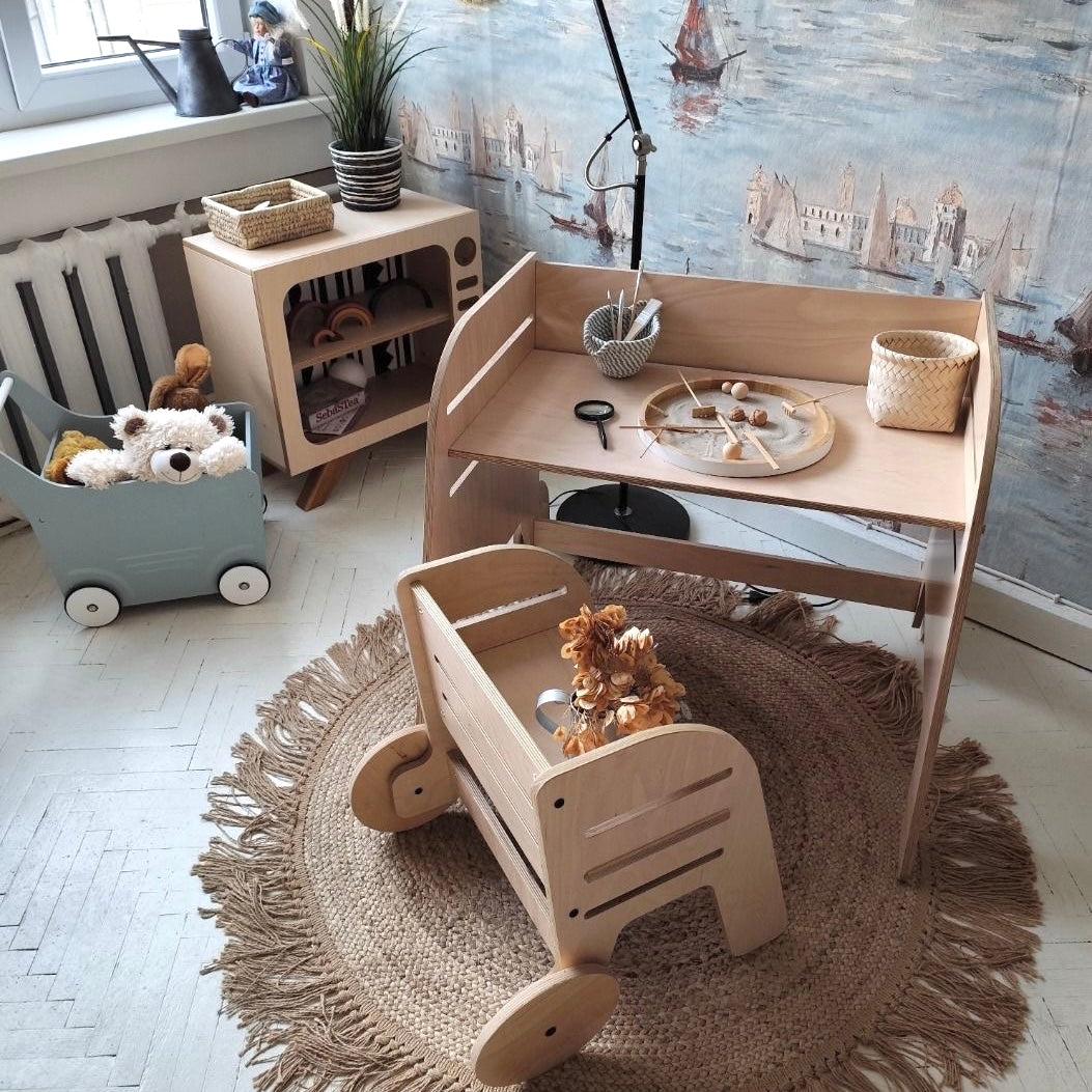 Furniture & Accessories