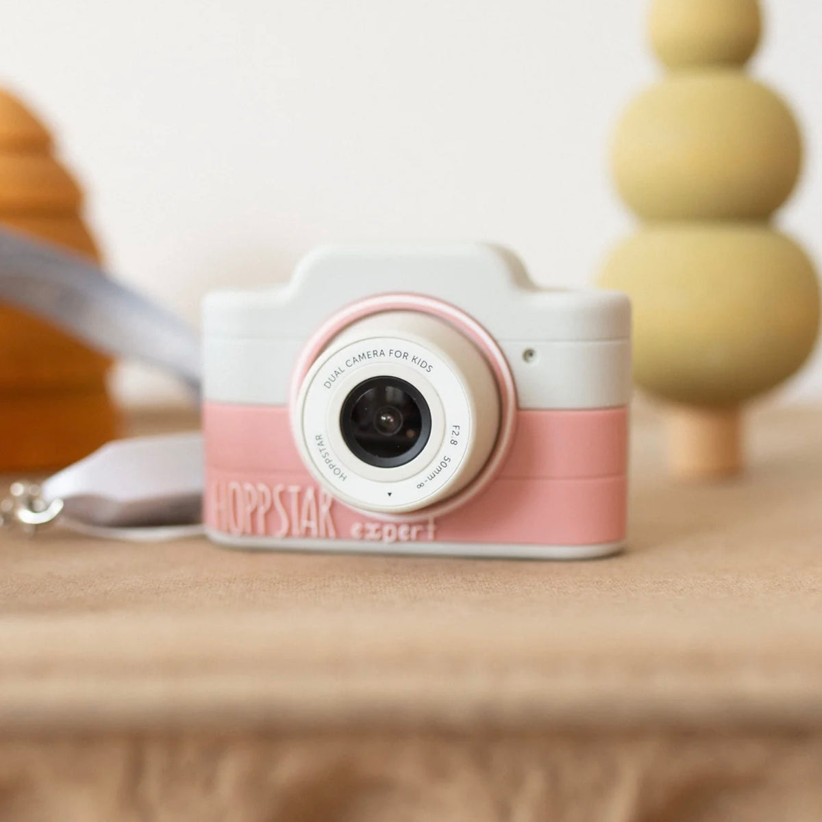 CHILDREN’S DIGITAL CAMERA WITH SELFIE & VIDEO | ‘EXPERT’ | — BY HOPPSTAR®