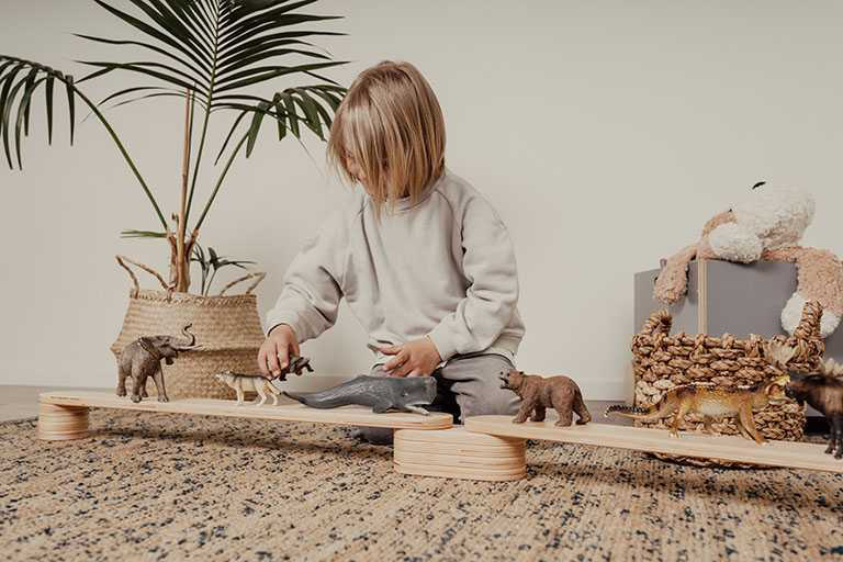 WOODEN BALANCE BEAM | 4- OR 6-BEAM SET | — BY LEG&GO®