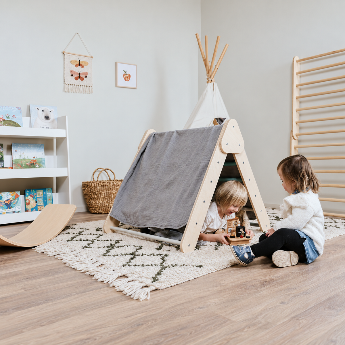 WALL & TRIANGLE | 2-IN-1 | ‘PIKLER’ |  — BY LEG&GO®