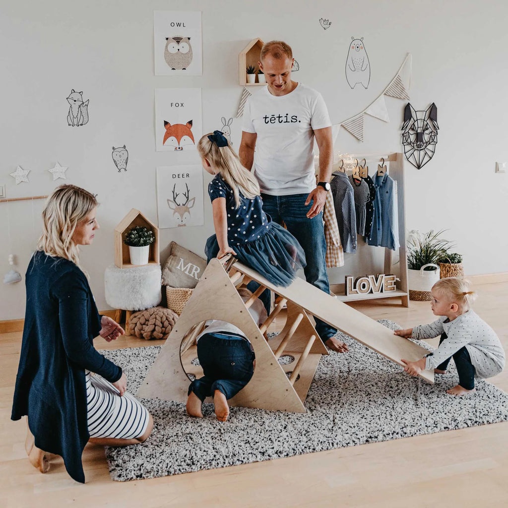 CLIMBING TRIANGLE WITH RAMP | — BY MONTESSORI HOUSE BED®