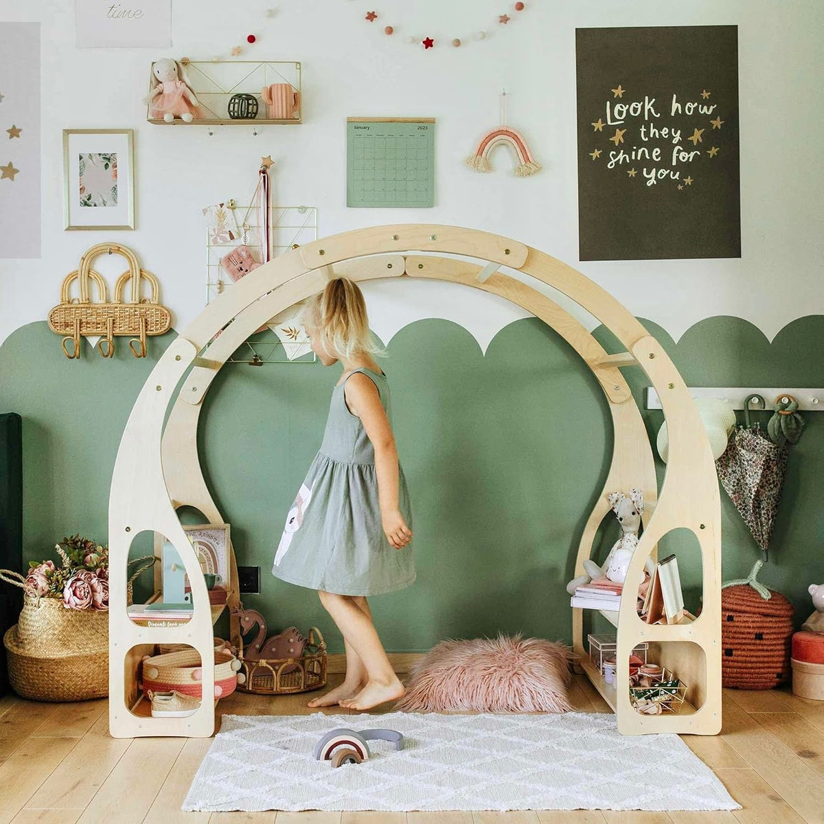 MONTESSORI ARCH | PLAY STAND & TOY SHELF | — BY MONTESSORI HOUSE BED