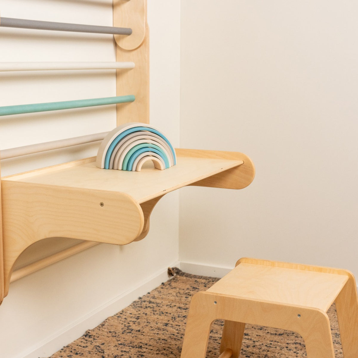 Table and Chair for the leg&go Swedish Wall